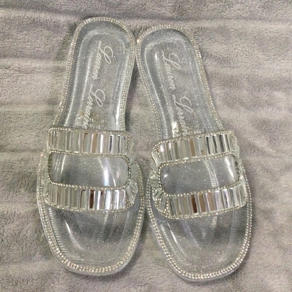 Lauren Lorraine Jane Clear Rhinestone Embellished Jelly Sandal Size 6 - Picture 2 of 10